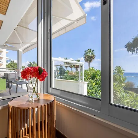 Berengaria Court - Sea Views 2bdr ليماسول