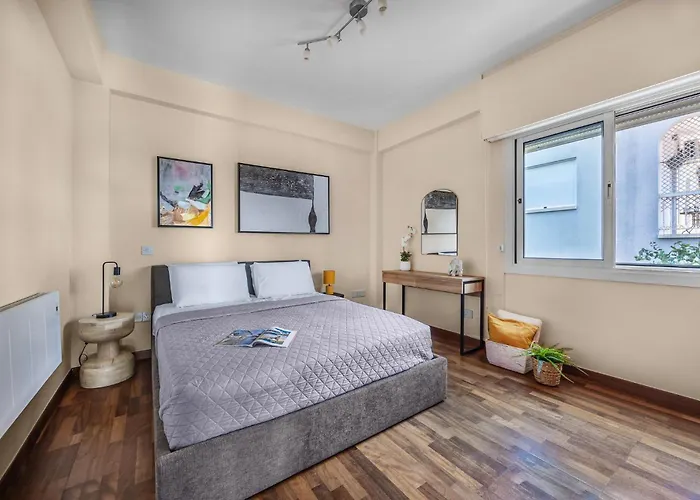 Berengaria Court - Sea Views 2bdr *